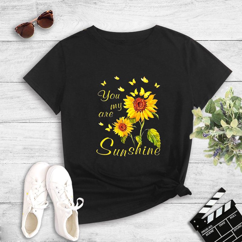 Camiseta De Cuello Redondo Con Estampado De Girasol Y Mariposa Dorada