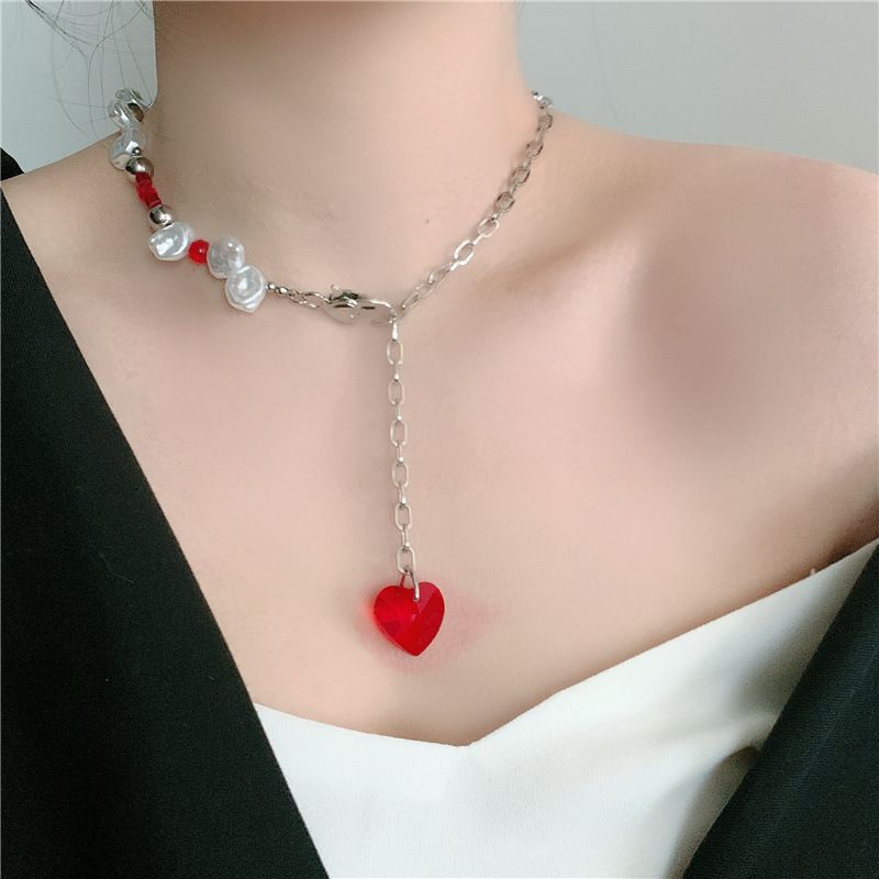 Retro Titanium Steel Pearl Heart-shape Necklace