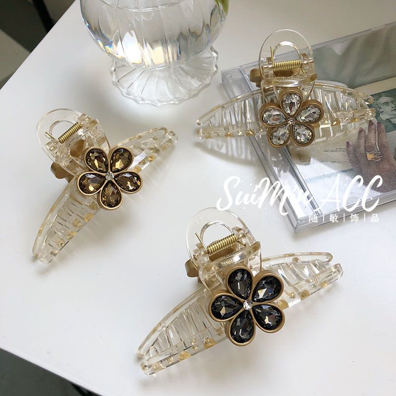 Korean Transparent Rhinestone Alloy Flower Shark Clip