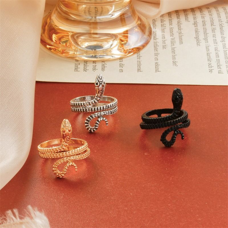 New Retro Opening Snake Ring