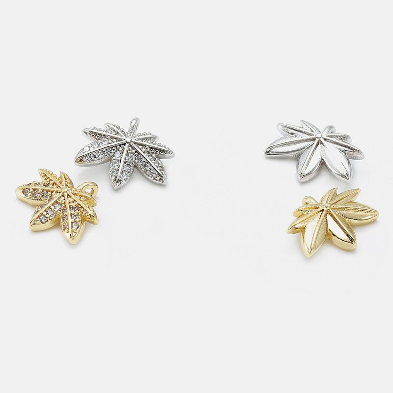 Simple Zircon Maple Leaf Necklace Accessories
