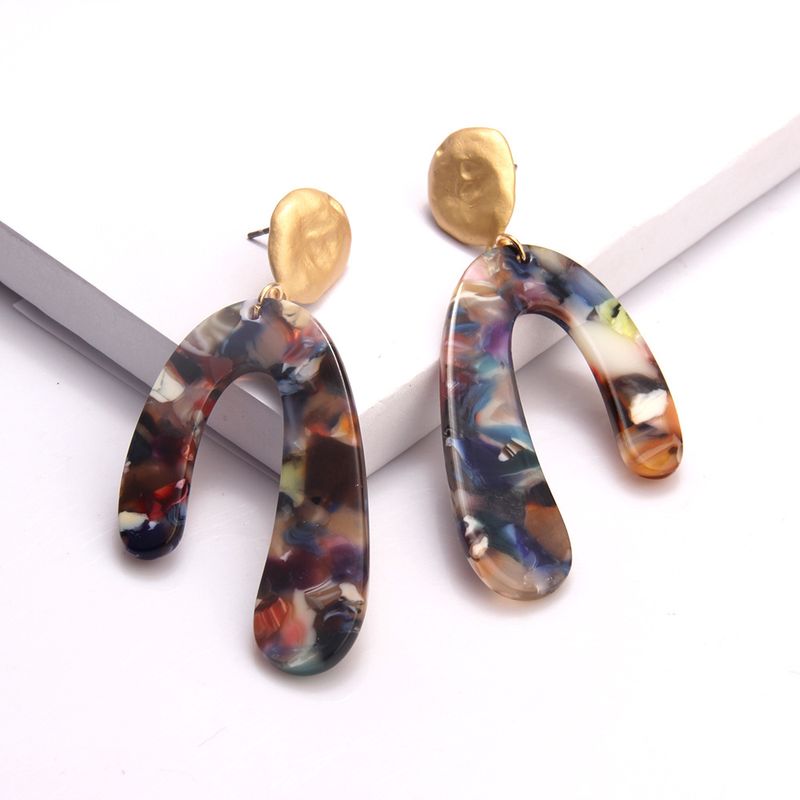 Boucles D&#39;oreilles Rétro En Acrylique En Forme De Y