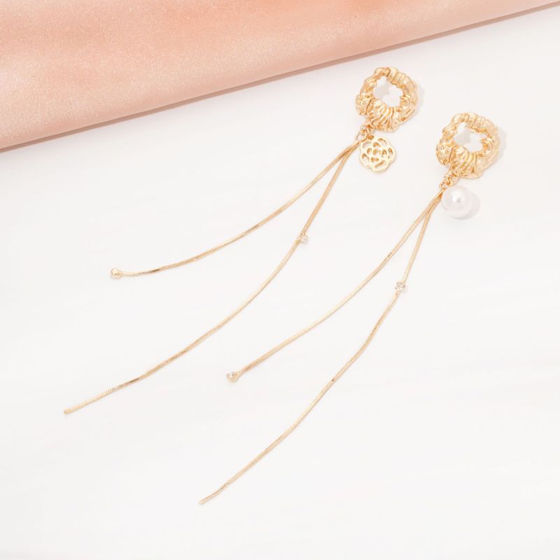 Boucles D&#39;oreilles Longues À Pompon À La Mode En Gros