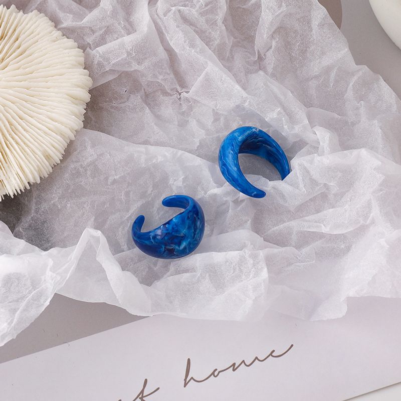 Fashion Blue Marble Acrylic Ring