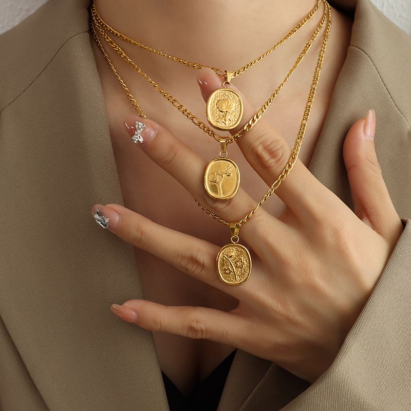 Fashion Titanium Steel Gold Coin Necklace Set