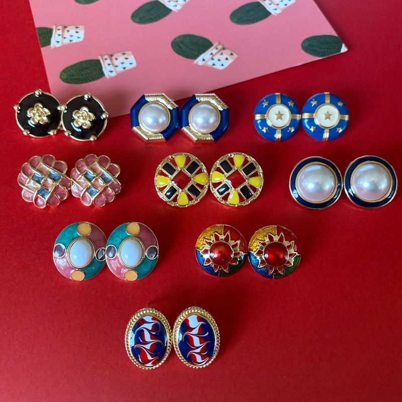 Korean Enamel Contrast Color Drip Glaze Pearl Earrings