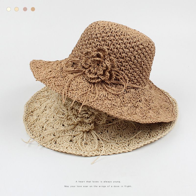 Fashion Hand-woven Flowers Foldable Sunscreen Straw Hat