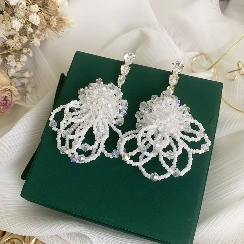 Fashion White Flower Water Drop Crystal Alloy Earrings Wholesale