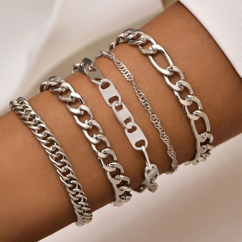 Conjunto De Pulsera De 5 Piezas De Estilo De Heavy Metal De Estilo Simple