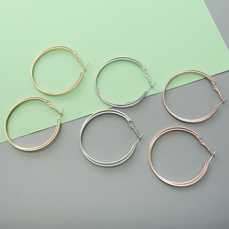 Fashion Three-color Big Circle Metal Earring Wholesale