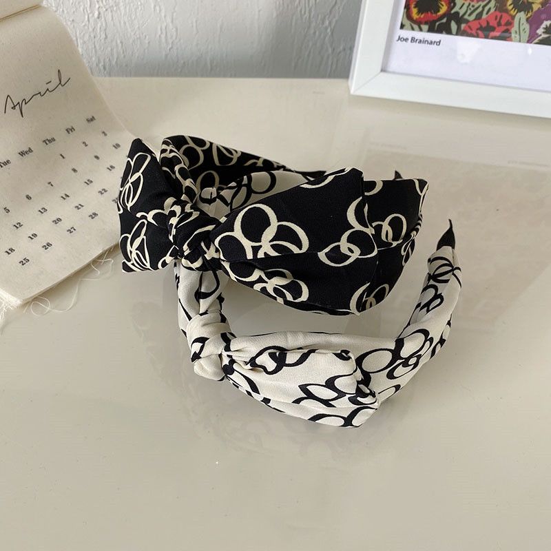Korean Black And White Bow-knot Wide-brimmed Headband