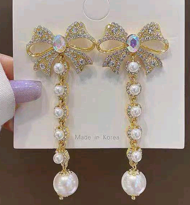 Fashion Concise Butterfly Diamond-studded Pearl Exaggerated Earrings