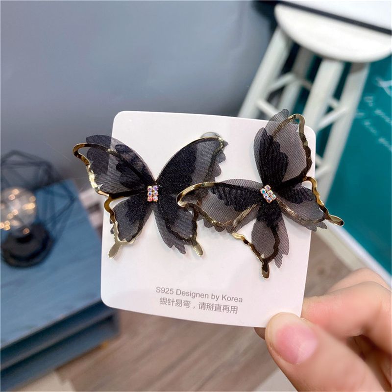 Fashion Hollow Butterfly Diamond-studded Earrings