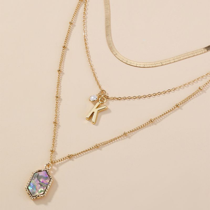 Fashion Diamond-shaped Abalone Shell Pearl Alloy Necklace