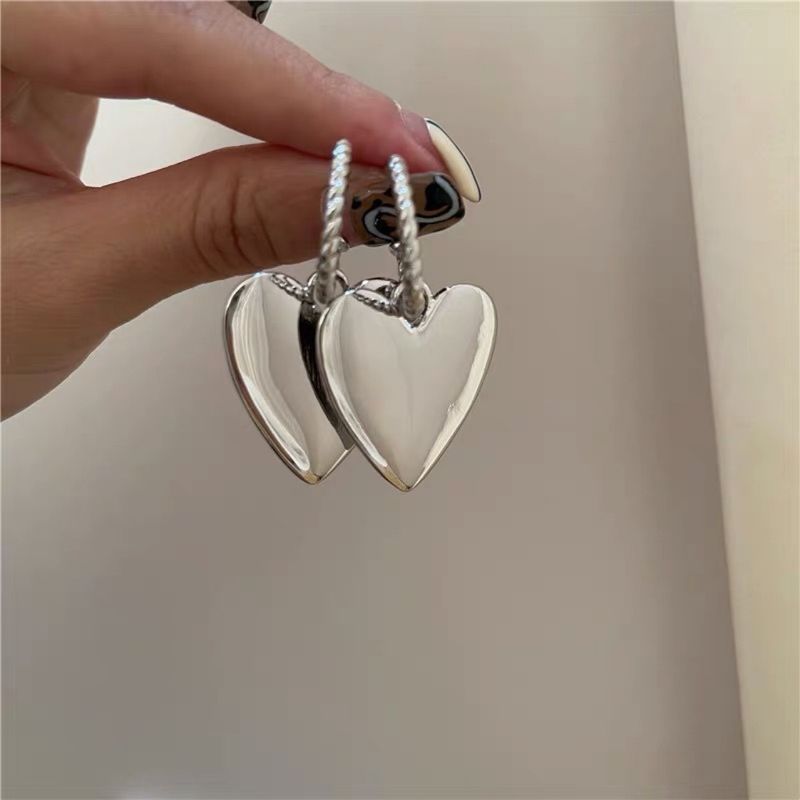 Fashion Metal Peach Heart-shaped Earrings