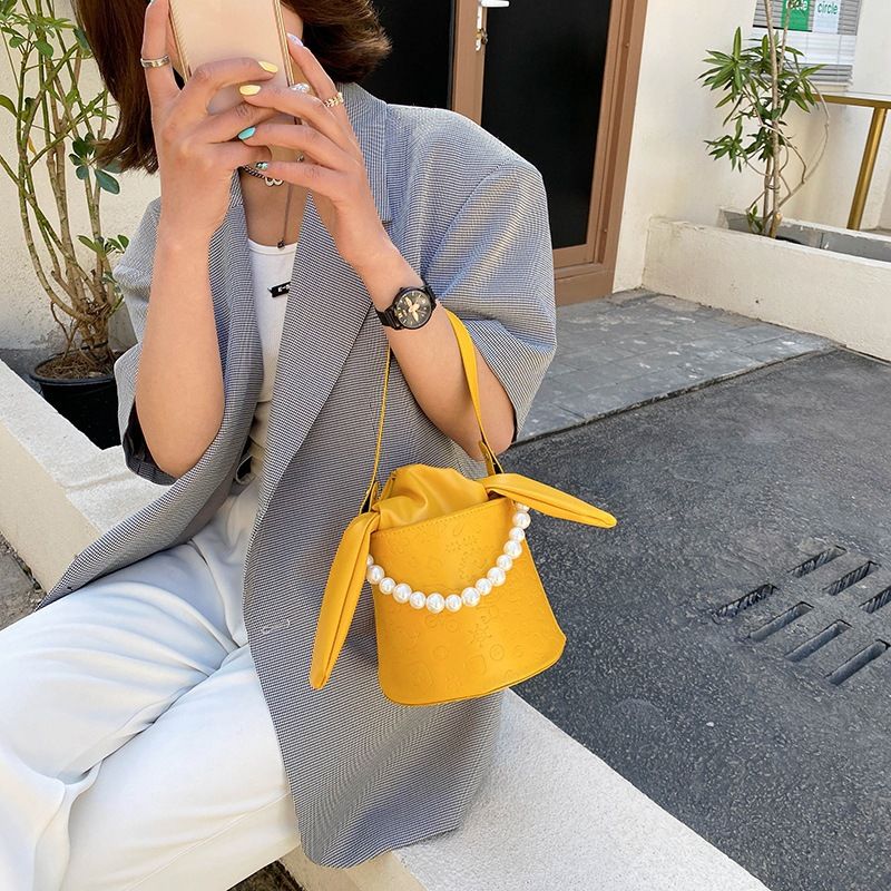 Fashion Solid Color Pearl Chain Shoulder Messenger Portable Bag