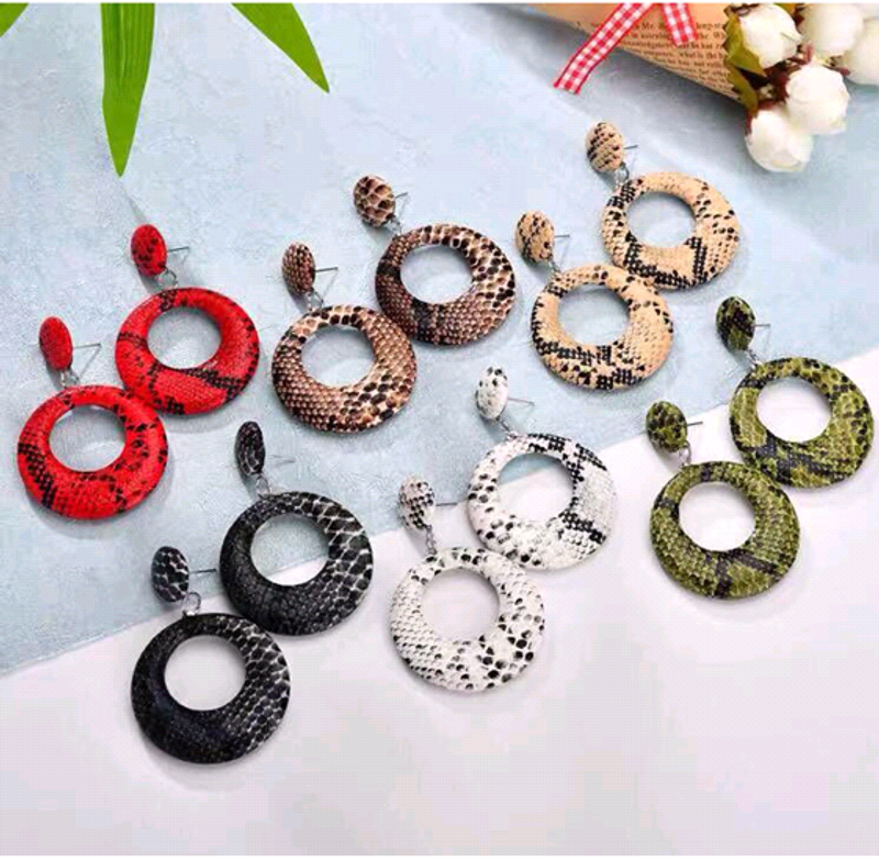 Fashion Simple Style Snakeskin Circle Exaggerated Earrings