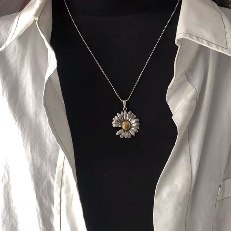Fashion Daisy Pendent S925 Silver Necklace