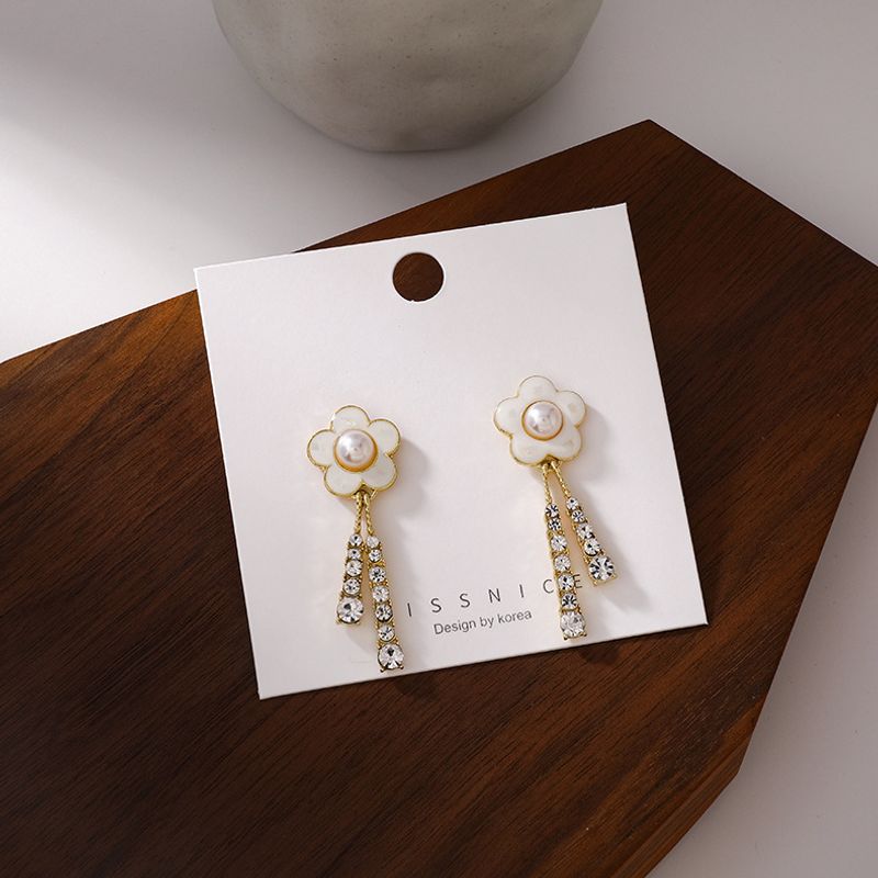 New Fashion Trendy Shell Pearl Flower Earrings