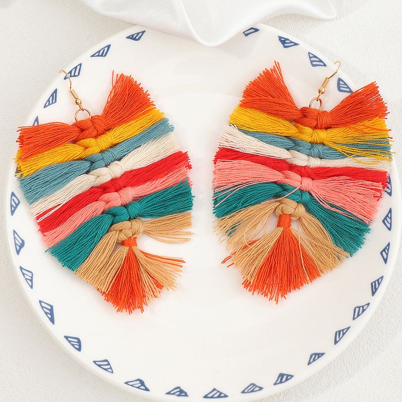 Boucles D&#39;oreilles Pompon Feuille De Tissage À La Main Bohème