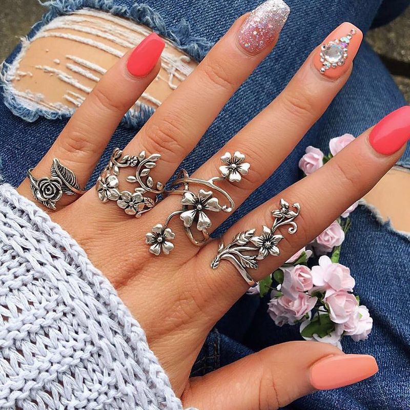 New Fashion Style Alloy Ancient Silver Hollow Flower Leaf Ring 4-piece Set