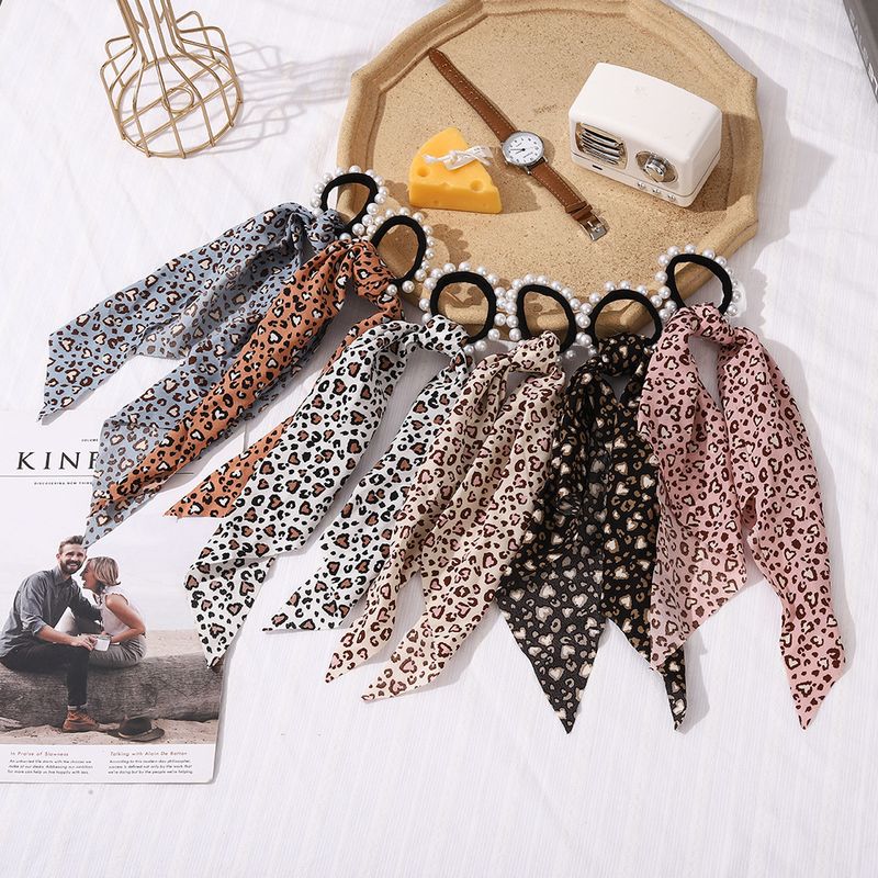 Fashion Leopard Print Ribbon Fabric Printed Pearl Hair Scrunchies