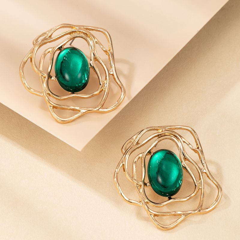 Baroque Emerald Hollow Flower Shape Earrings