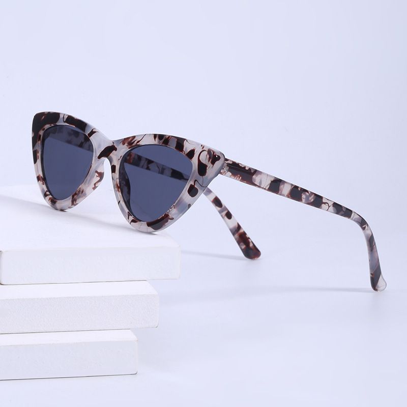 Fashion Small Frame Cat Eye Sunglasses Wholesale