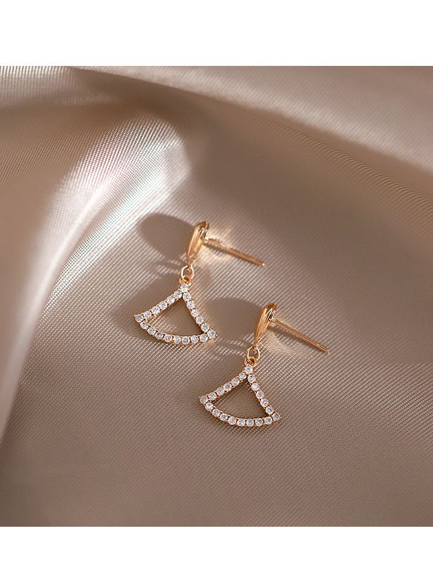 Fashion New Style Fan-shaped Zircon Stud Earrings