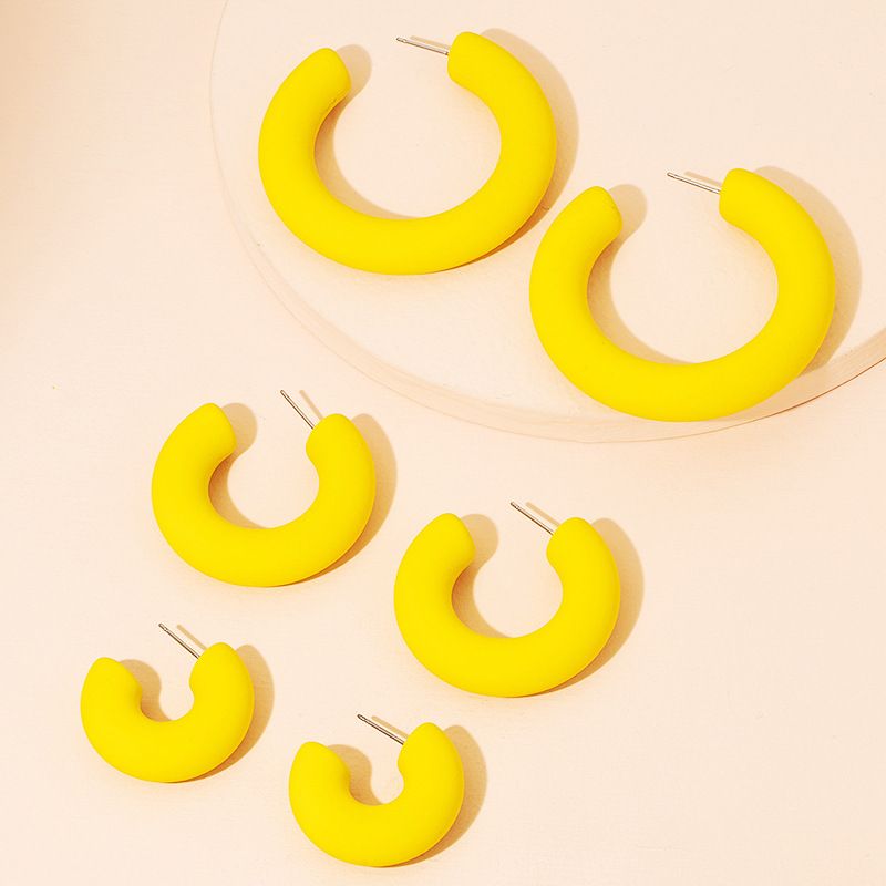 Fashion Geometric Yellow C-shape Resin Earrings Wholesale