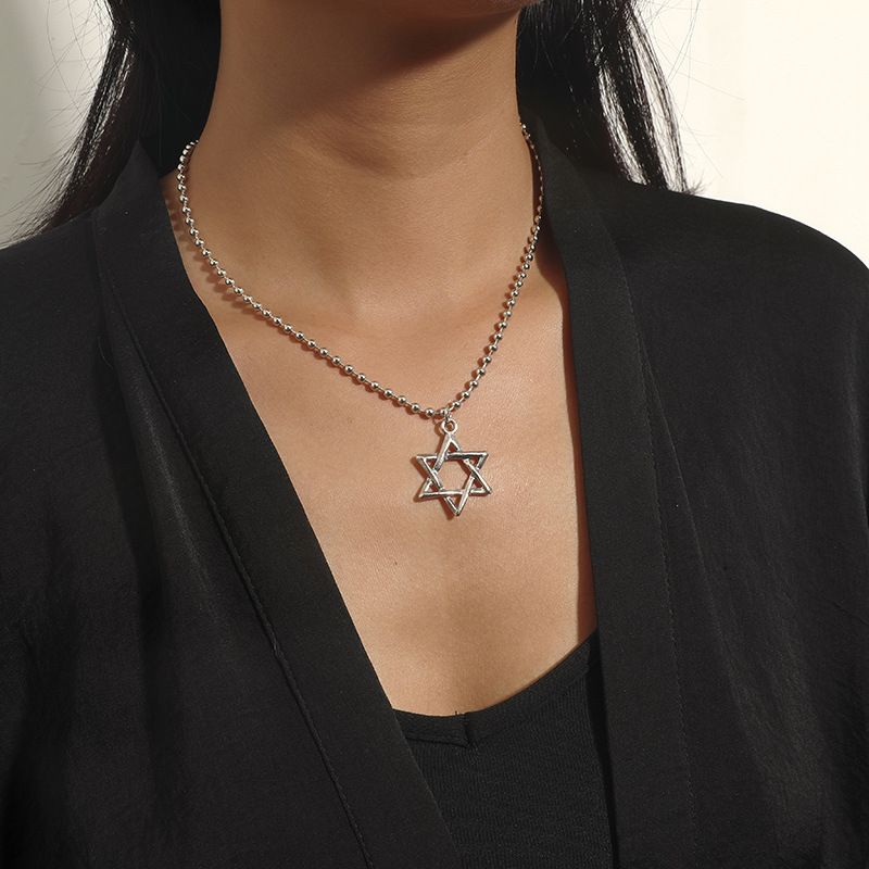 Simple Personality Creative Hollow Six-pointed Star Necklace