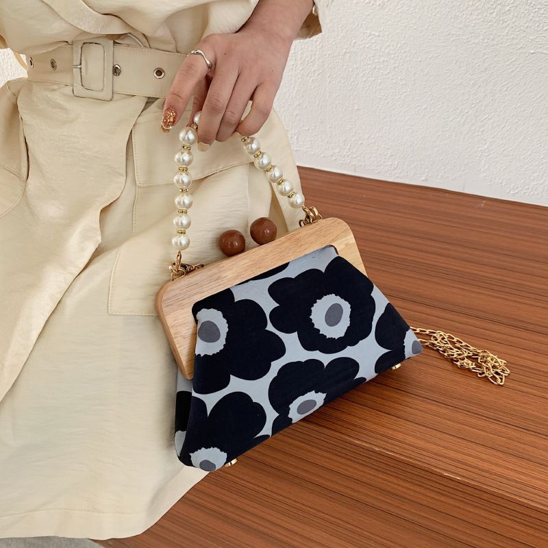 Bolso De Hombro Con Clip De Cadena De Perlas De Moda