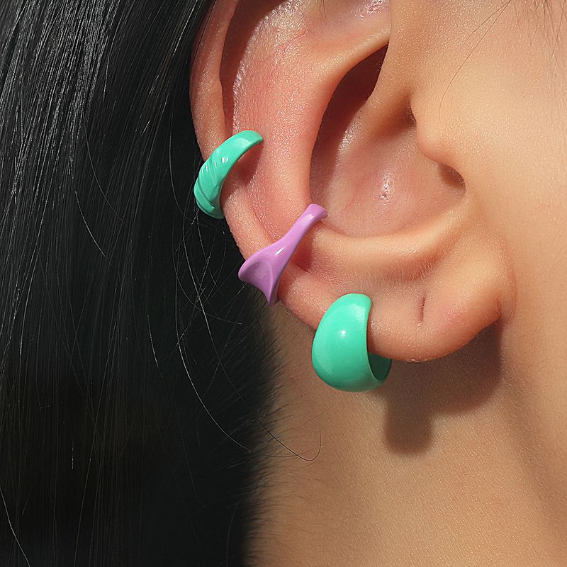 Ensemble De Trois Pièces De Boucles D&#39;oreilles Cercle Sans Trou En Alliage De Couleur Simple Rétro