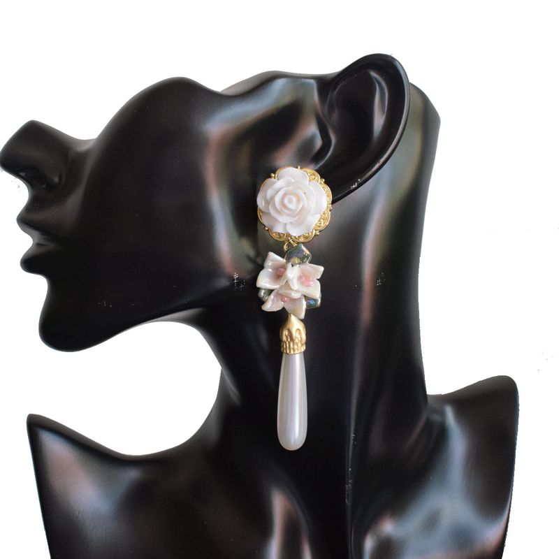 Fashion White Flower Long Earrings Wholesale
