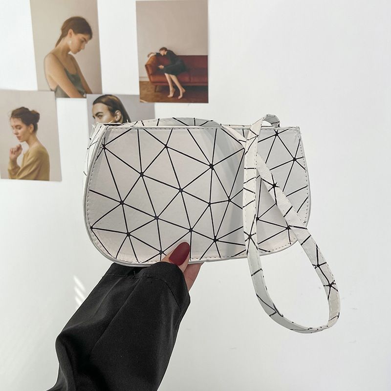 Summer Fashion Hit Color Underarm Shoulder Bag