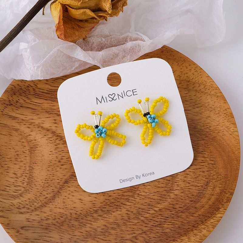 Pendientes Coreanos De Mariposa Con Cuentas Amarillas Tejidos A Mano