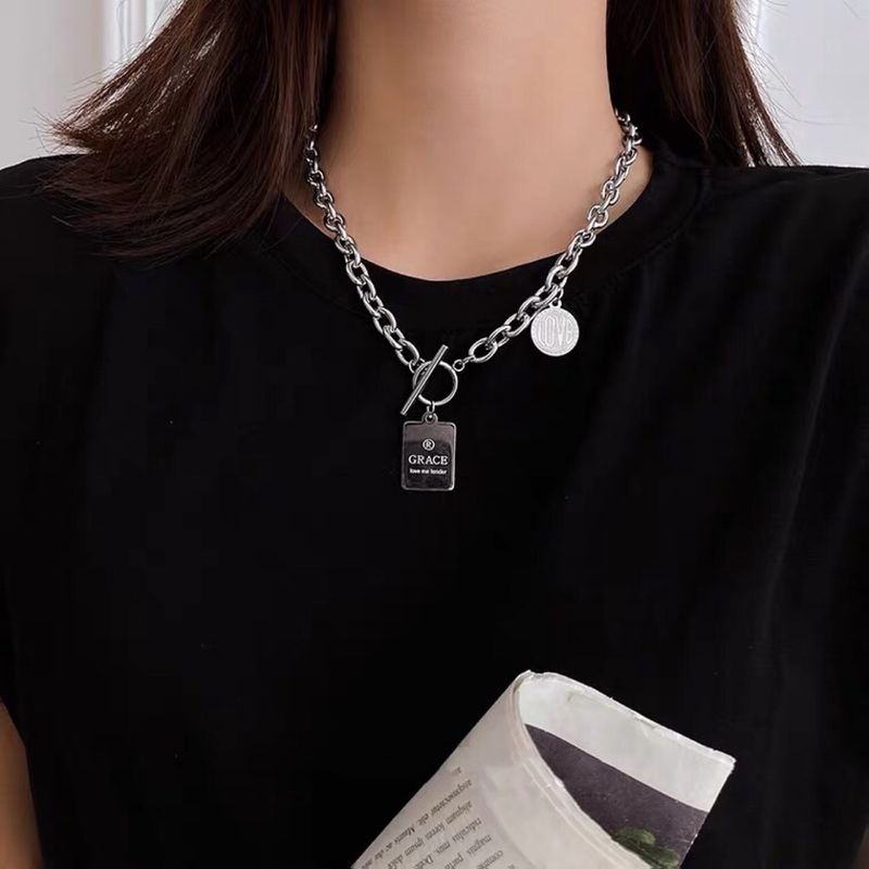 Collar De Acero De Titanio Con Cadena De Clavícula De Metal Con Etiqueta De Letra De Estilo Coreano