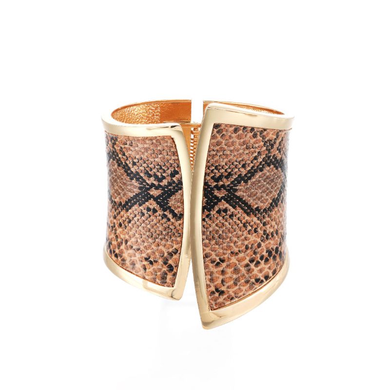 Fashion Wide-sided Snake-patterned Leather Bracelet