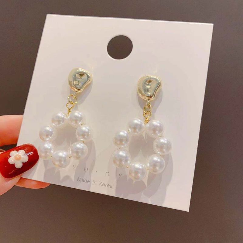 Retro Style Round Pearl Earrings Wholesale