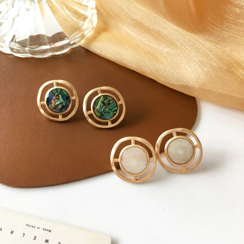 Retro Style Circle Matte Metal Earrings