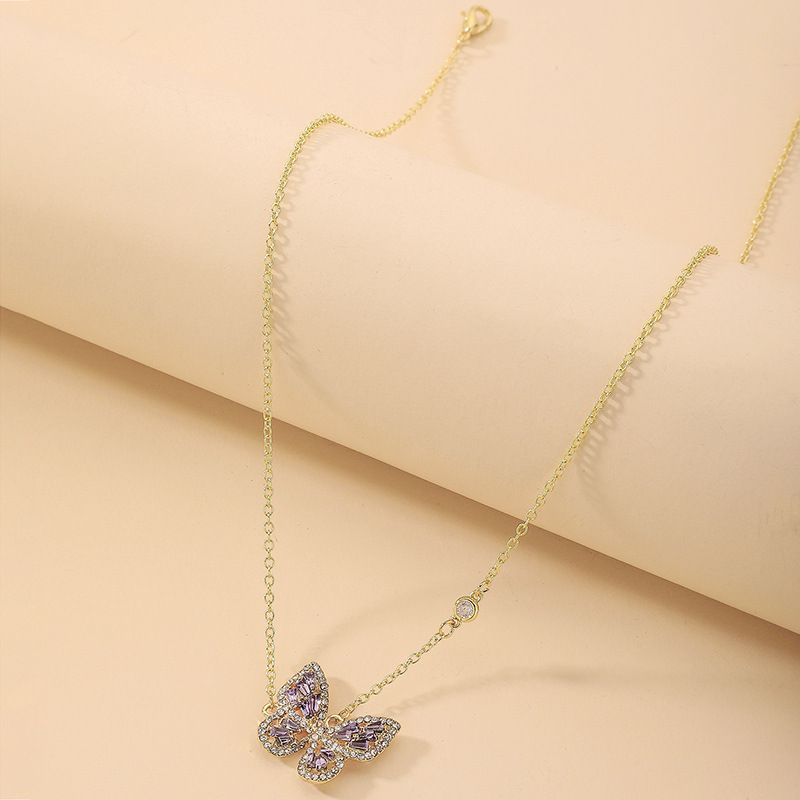 Wholesale Jewelry Retro Inlaid Rhinestone Zircon Butterfly Pendant Necklace Nihaojewelry