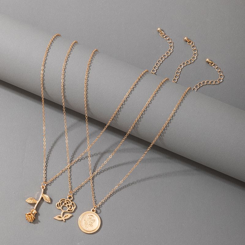 New Simple Hollow Flower Disc Pendant Gold Necklace 3-piece Set