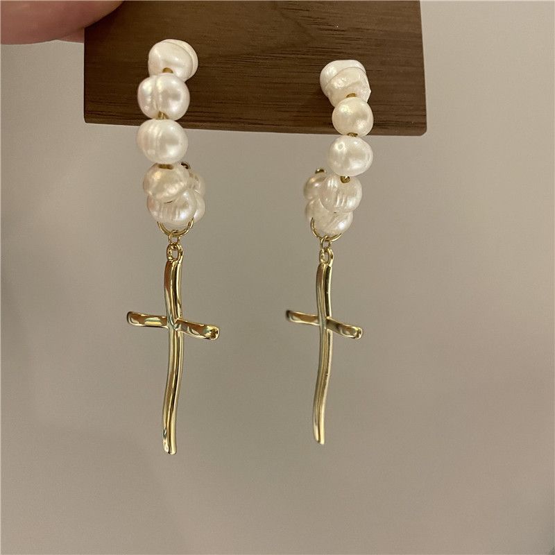 Retro C-shaped Cross Freshwater Pearl Earrings