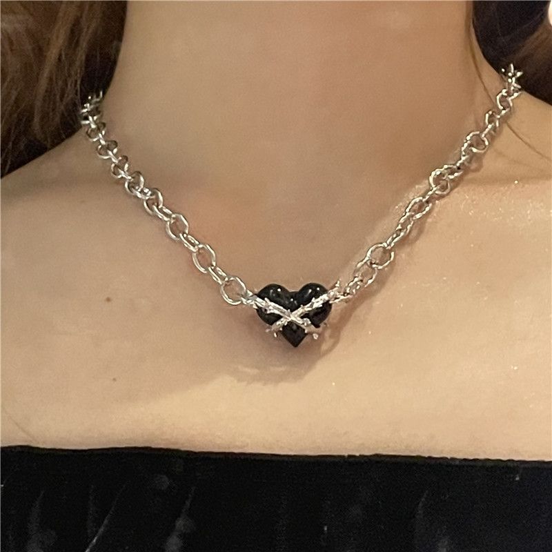 Wholesale Jewelry Thorny Heart Necklace Bracelet Set Nihaojewelry