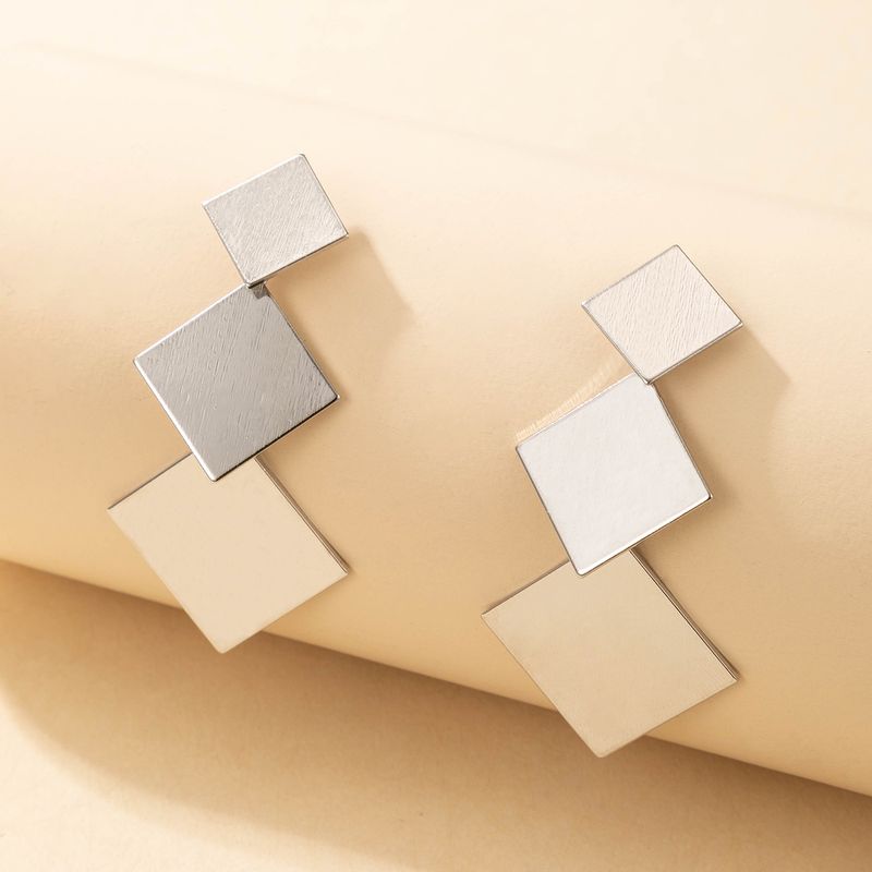 Nihaojewelry Großhandel Schmuck Neue Art Koreanische Silberne Quadratische Lange Ohrringe