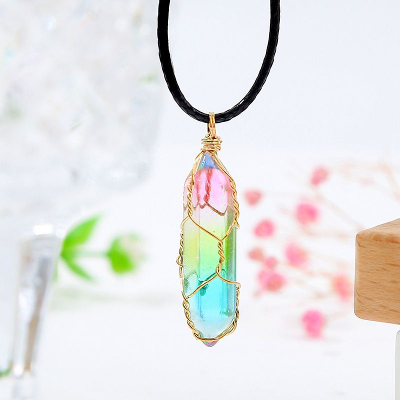 Wholesale Jewelry Transparent Rhombus Color Crystal Pendant Necklace Nihaojewelry