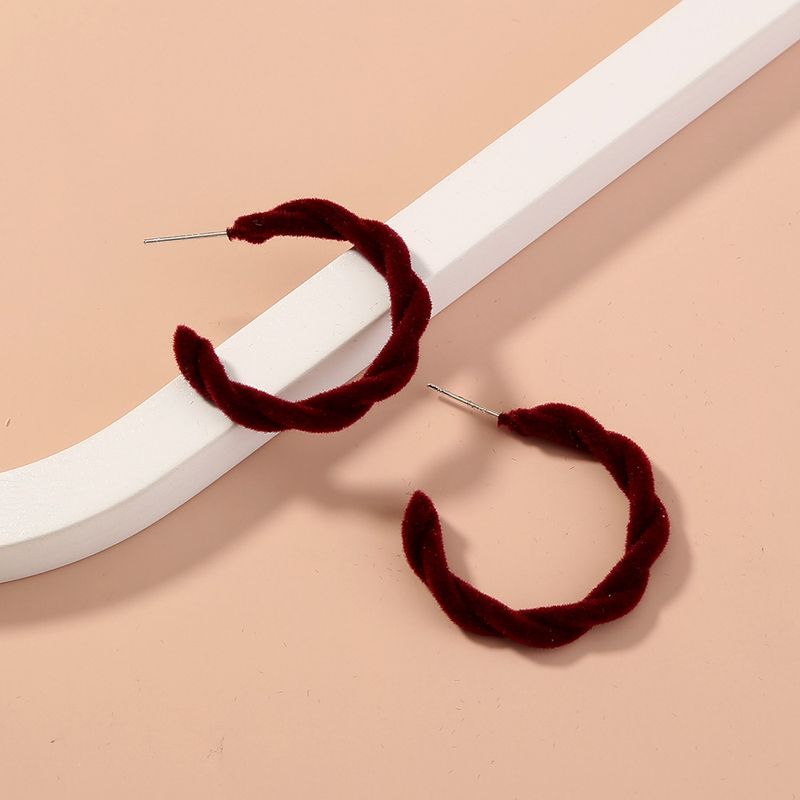 Nihaojewelry Wholesale Jewelry Fashion Wine Red Twist Suede Earrings