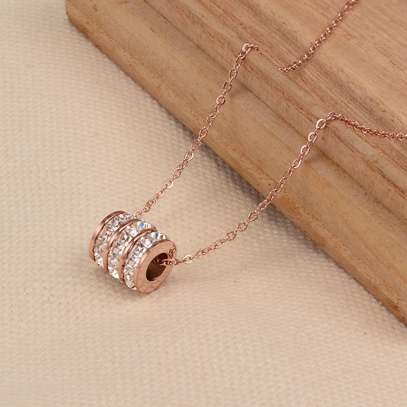 Wholesale Bijoux Bague En Diamant Carré À Trois Couches Pendentif Collier En Acier Titane Nihaojewelry