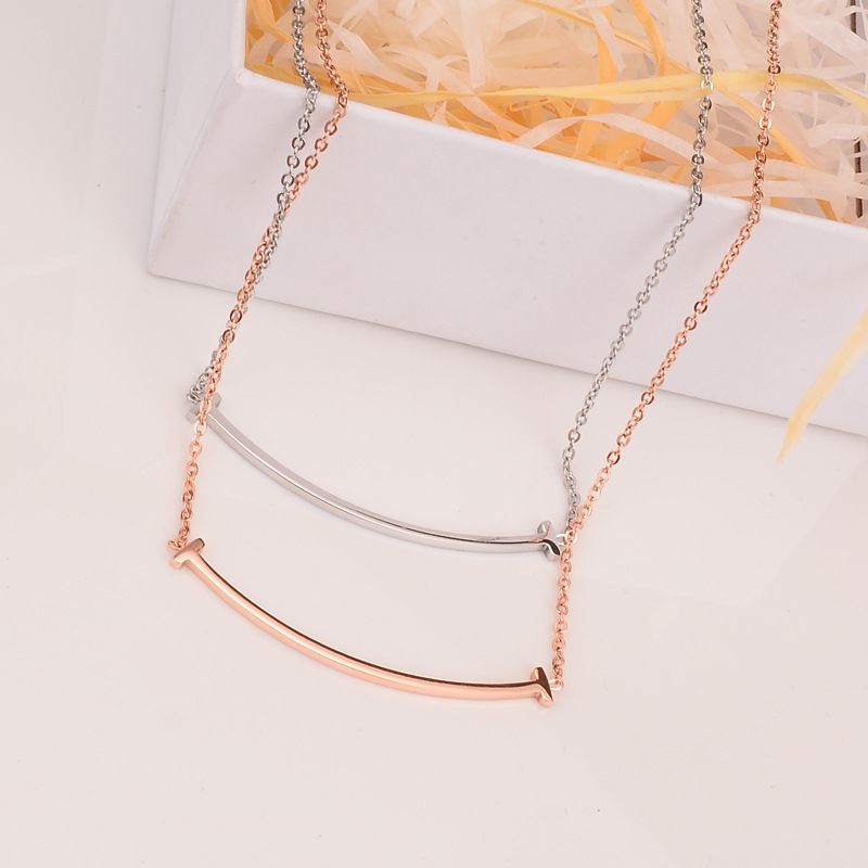 Wholesale Jewelry Curved Pendant Titanium Steel Necklace Nihaojewelry