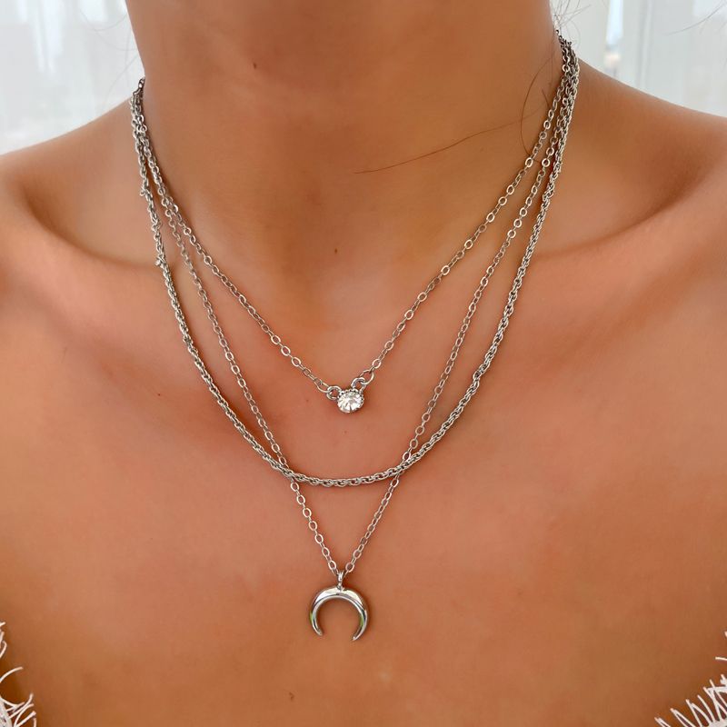 Wholesale Jewelry Fashion Moon Diamond Pendant Multi-layer Necklace Nihaojewelry